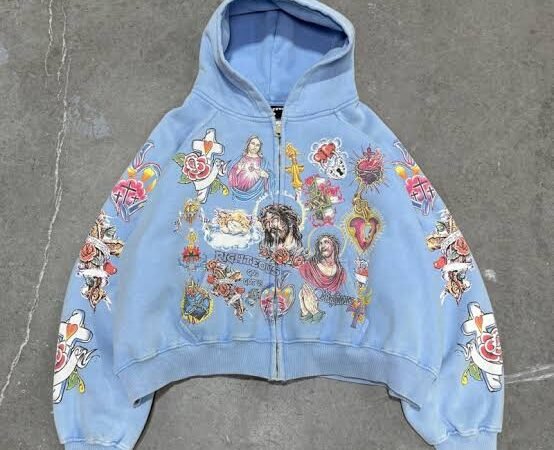 We Are Righteous Hoodie: Premium Streetwear That Blends Style and Comfort
